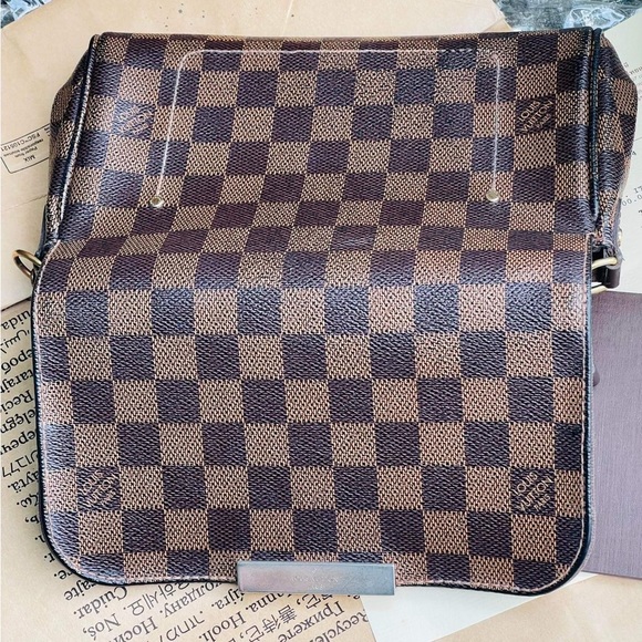 🔥FAVORITE PM Damier Ebene🔥 Auth Louis Vuitton Pochette Favorite Crossbody Bag - Picture 7 of 17
